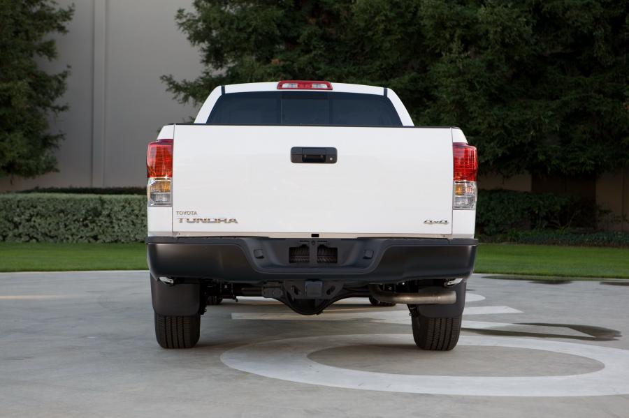  Toyota Tundra Regular Cab Work Truck Package 2010 года  (фото 4 из 32)